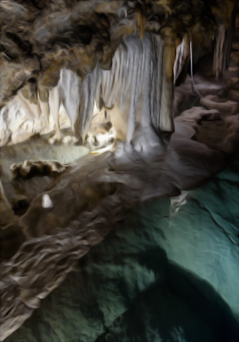 Lago interno alla Grotta del Vento